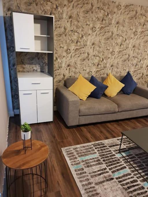 Luxury 9Ine Beautiful Bull Ring Apartment Free Parking เบอร์มิงแฮม ภายนอก รูปภาพ