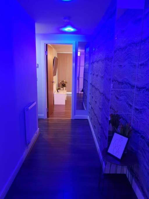 Luxury 9Ine Beautiful Bull Ring Apartment Free Parking เบอร์มิงแฮม ภายนอก รูปภาพ