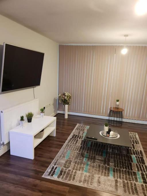 Luxury 9Ine Beautiful Bull Ring Apartment Free Parking เบอร์มิงแฮม ภายนอก รูปภาพ